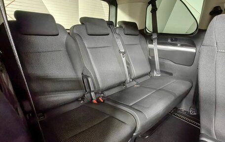 Peugeot Traveller I, 2021 год, 3 247 000 рублей, 16 фотография