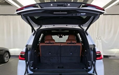 BMW X7, 2024 год, 11 000 000 рублей, 18 фотография