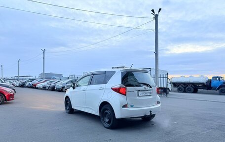 Toyota Ractis II, 2013 год, 909 000 рублей, 4 фотография