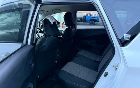 Toyota Ractis II, 2013 год, 909 000 рублей, 18 фотография