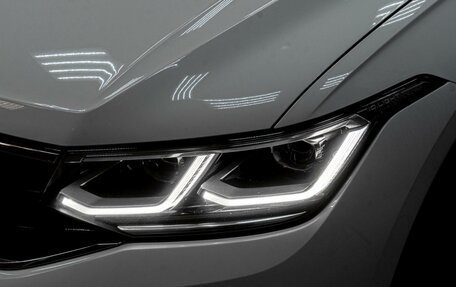 Volkswagen Tiguan II, 2021 год, 3 990 000 рублей, 6 фотография