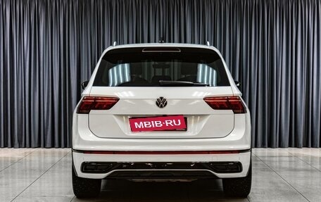 Volkswagen Tiguan II, 2021 год, 3 990 000 рублей, 4 фотография