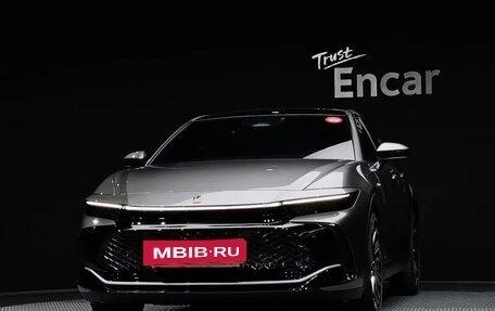 Toyota Crown, 2024 год, 6 550 000 рублей, 4 фотография