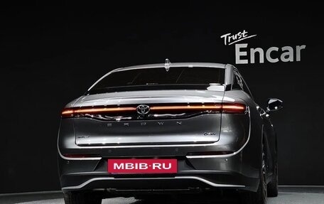 Toyota Crown, 2024 год, 6 550 000 рублей, 3 фотография