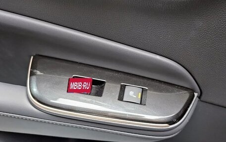 Toyota Crown, 2024 год, 6 550 000 рублей, 15 фотография