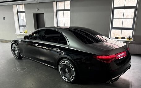 Mercedes-Benz S-Класс, 2024 год, 17 500 000 рублей, 14 фотография