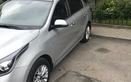 KIA Rio IV, 2018 год, 1 560 000 рублей, 3 фотография