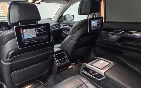 BMW 7 серия, 2019 год, 6 795 000 рублей, 22 фотография
