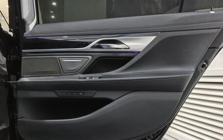 BMW 7 серия, 2019 год, 6 795 000 рублей, 36 фотография