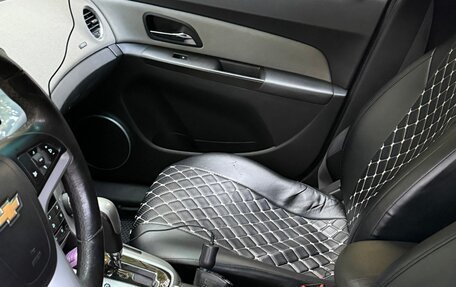 Chevrolet Cruze II, 2011 год, 650 000 рублей, 9 фотография