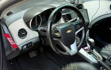 Chevrolet Cruze II, 2011 год, 650 000 рублей, 13 фотография