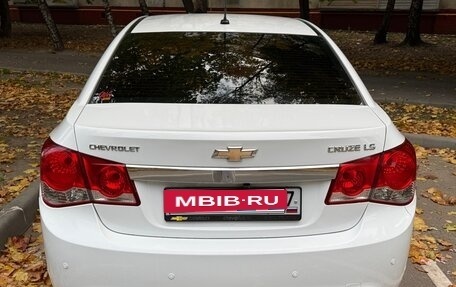 Chevrolet Cruze II, 2011 год, 650 000 рублей, 8 фотография