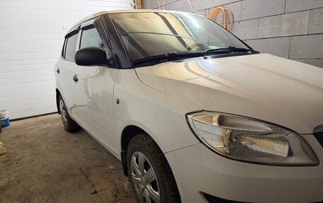 Skoda Fabia II, 2011 год, 550 000 рублей, 2 фотография