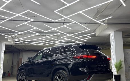 Toyota Highlander, 2025 год, 5 900 000 рублей, 2 фотография