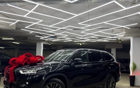 Toyota Highlander, 2025 год, 5 900 000 рублей, 40 фотография