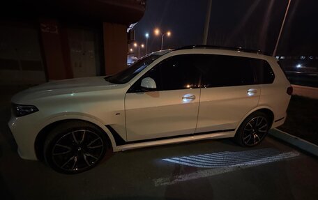 BMW X7, 2021 год, 9 990 000 рублей, 4 фотография