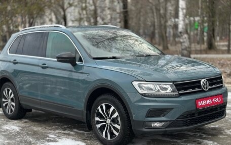 Volkswagen Tiguan II, 2019 год, 2 790 000 рублей, 1 фотография