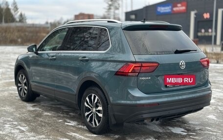 Volkswagen Tiguan II, 2019 год, 2 790 000 рублей, 2 фотография