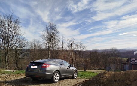 Honda Crosstour I рестайлинг, 2011 год, 1 700 000 рублей, 2 фотография