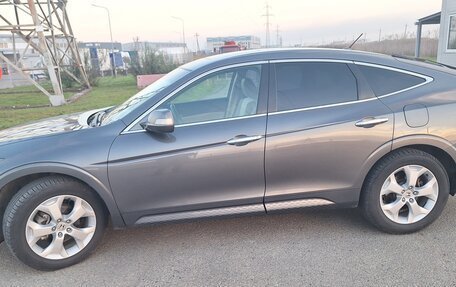 Honda Crosstour I рестайлинг, 2011 год, 1 700 000 рублей, 16 фотография