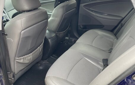 Hyundai Sonata VI, 2010 год, 750 000 рублей, 7 фотография