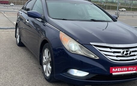 Hyundai Sonata VI, 2010 год, 750 000 рублей, 13 фотография