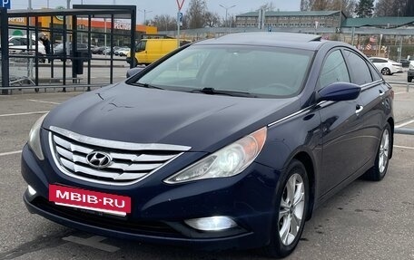 Hyundai Sonata VI, 2010 год, 750 000 рублей, 14 фотография