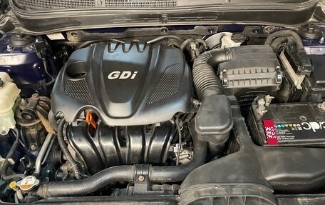 Hyundai Sonata VI, 2010 год, 750 000 рублей, 21 фотография