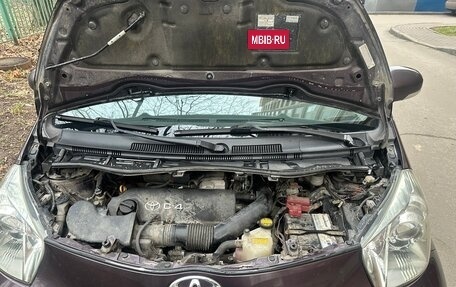 Toyota iQ, 2009 год, 1 400 000 рублей, 6 фотография