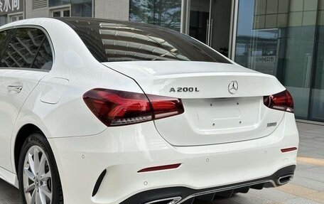 Mercedes-Benz A-Класс, 2021 год, 1 900 000 рублей, 10 фотография