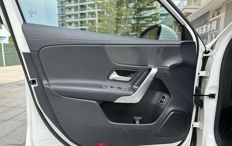 Mercedes-Benz A-Класс, 2021 год, 1 900 000 рублей, 21 фотография