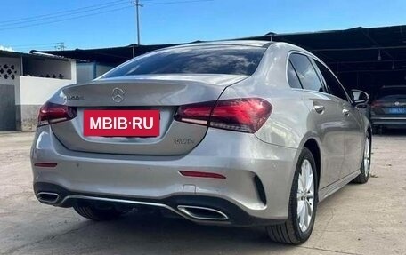 Mercedes-Benz A-Класс, 2021 год, 1 900 000 рублей, 4 фотография