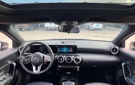 Mercedes-Benz A-Класс, 2021 год, 1 900 000 рублей, 9 фотография