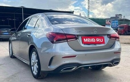 Mercedes-Benz A-Класс, 2021 год, 1 900 000 рублей, 5 фотография