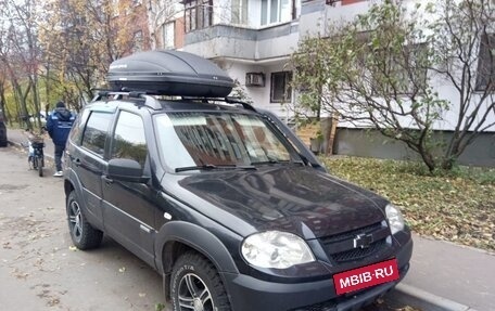 Chevrolet Niva I рестайлинг, 2013 год, 490 000 рублей, 2 фотография