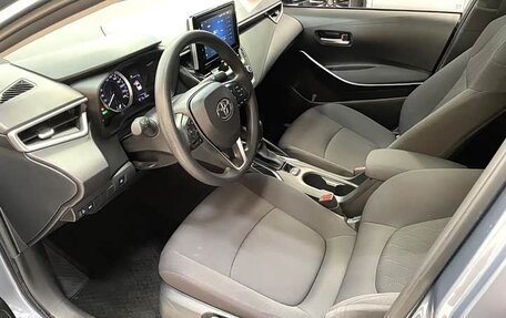 Toyota Corolla, 2022 год, 1 900 000 рублей, 6 фотография