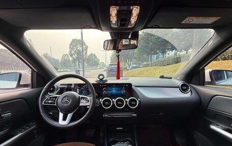 Mercedes-Benz GLA, 2021 год, 2 300 000 рублей, 5 фотография