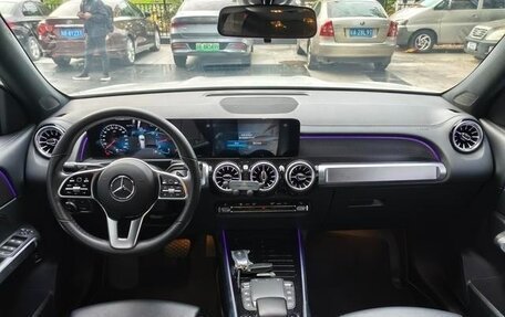 Mercedes-Benz GLB, 2021 год, 2 250 000 рублей, 8 фотография