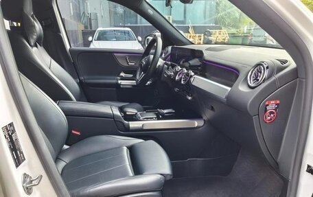 Mercedes-Benz GLB, 2021 год, 2 250 000 рублей, 10 фотография