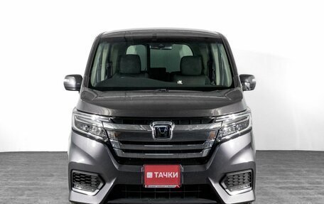 Honda Stepwgn IV, 2019 год, 2 415 000 рублей, 2 фотография