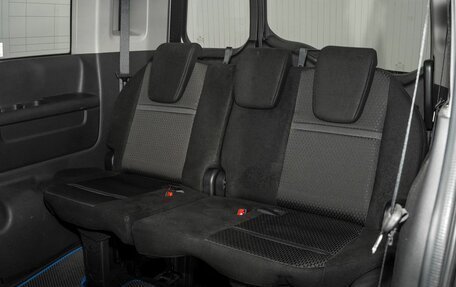 Honda Stepwgn IV, 2019 год, 2 415 000 рублей, 8 фотография