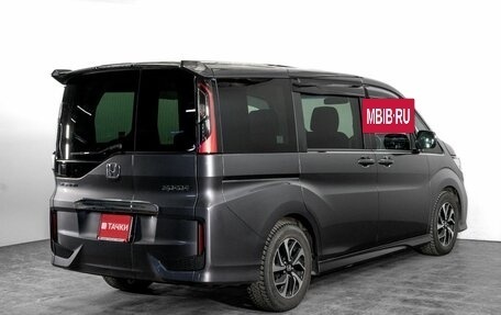 Honda Stepwgn IV, 2019 год, 2 415 000 рублей, 3 фотография