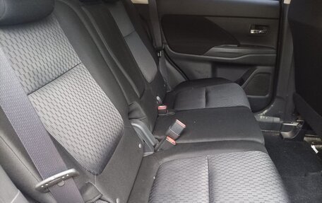 Mitsubishi Outlander III рестайлинг 3, 2013 год, 1 200 000 рублей, 1 фотография