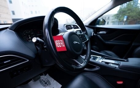 Jaguar F-Pace, 2018 год, 2 500 000 рублей, 9 фотография