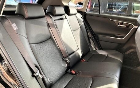 Toyota RAV4, 2024 год, 4 000 000 рублей, 23 фотография