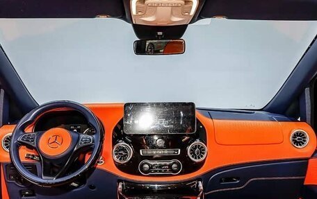 Mercedes-Benz Vito, 2022 год, 5 200 000 рублей, 16 фотография