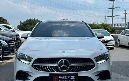 Mercedes-Benz A-Класс, 2022 год, 2 115 000 рублей, 3 фотография