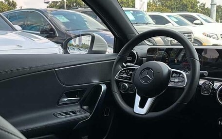 Mercedes-Benz A-Класс, 2022 год, 2 115 000 рублей, 12 фотография