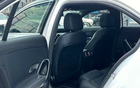 Mercedes-Benz A-Класс, 2022 год, 2 115 000 рублей, 17 фотография