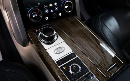 Land Rover Range Rover IV рестайлинг, 2018 год, 6 877 000 рублей, 12 фотография